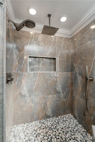 4146 4th E, Northport, AL 35473