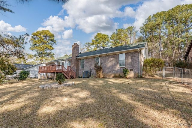 4146 4th E, Northport, AL 35473