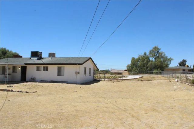 15975 Venango Road, Apple Valley, CA 92307