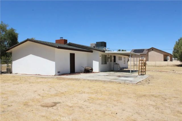 15975 Venango Road, Apple Valley, CA 92307