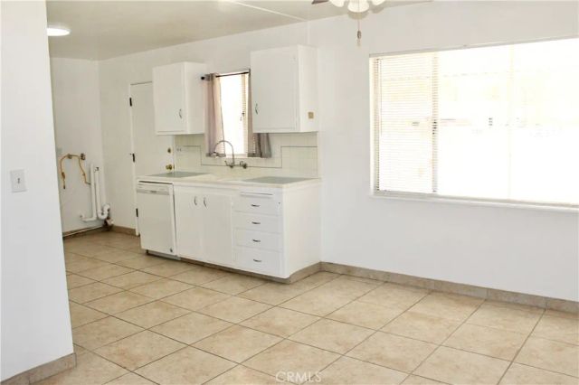 15975 Venango Road, Apple Valley, CA 92307