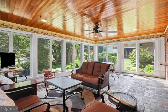 244 HEMLOCK RD, Ephrata, PA 17522
