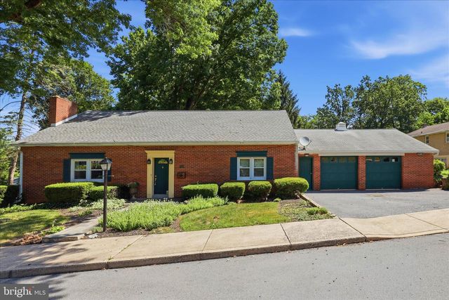 244 HEMLOCK RD, Ephrata, PA 17522
