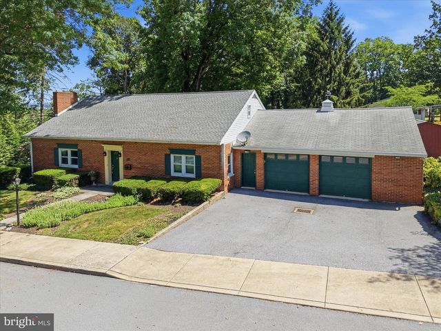 244 HEMLOCK RD, Ephrata, PA 17522
