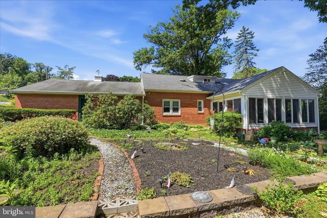 244 HEMLOCK RD, Ephrata, PA 17522