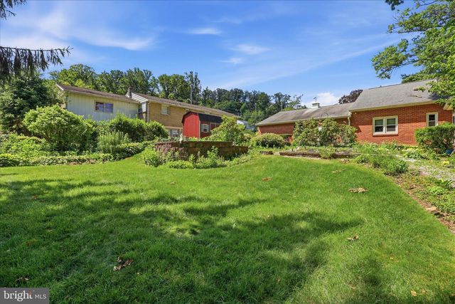 244 HEMLOCK RD, Ephrata, PA 17522