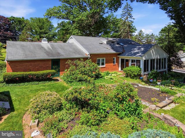 244 HEMLOCK RD, Ephrata, PA 17522