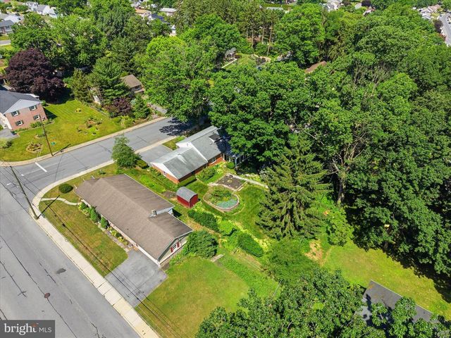 244 HEMLOCK RD, Ephrata, PA 17522