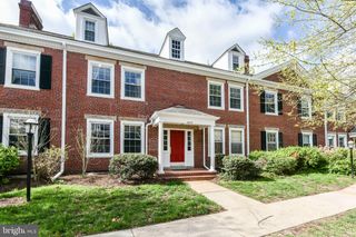 3279 S STAFFORD ST #B2, Arlington, VA 22206