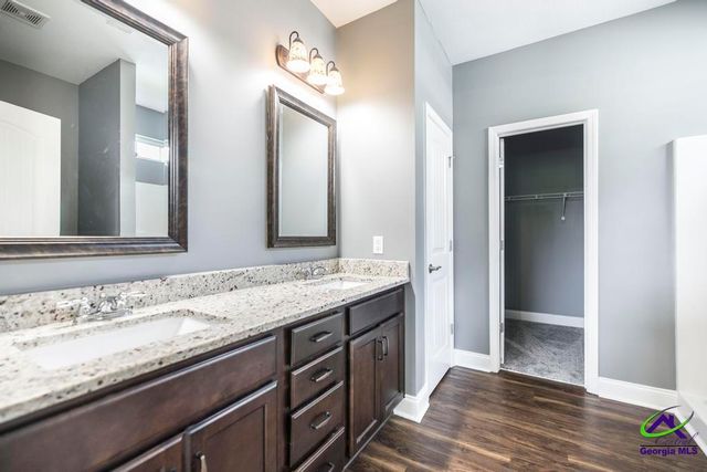 114 Sutton Drive, Perry, GA 31069