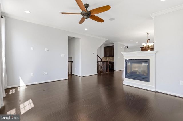 10271 HASTINGS DR, Manassas, VA 20110