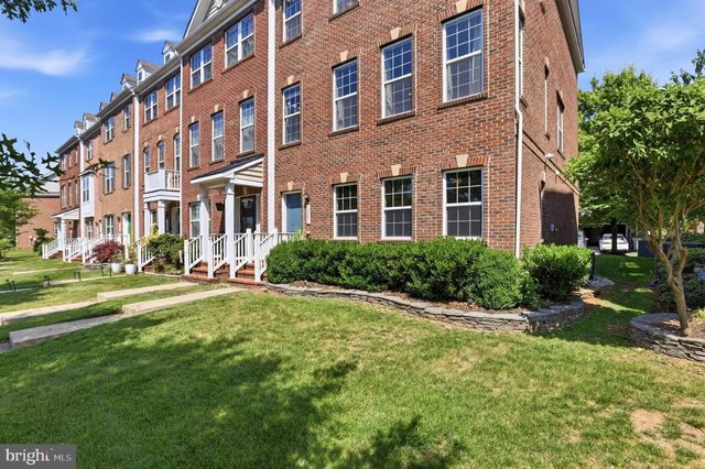 10271 HASTINGS DR, Manassas, VA 20110