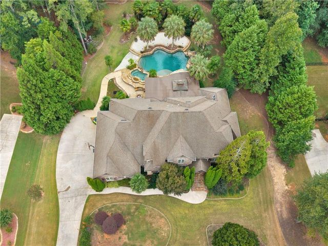 105 Whitestone Drive, Mcdonough, GA 30253