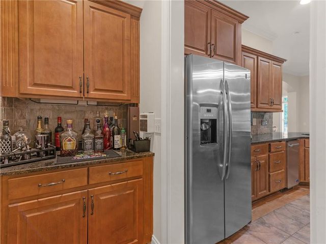 105 Whitestone Drive, Mcdonough, GA 30253