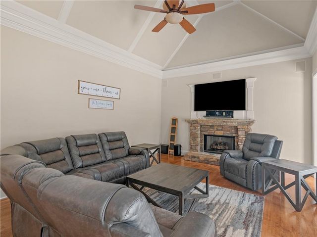 105 Whitestone Drive, Mcdonough, GA 30253