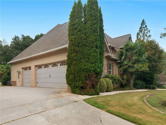 105 Whitestone Drive, Mcdonough, GA 30253