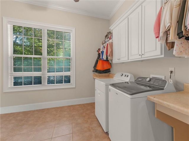 105 Whitestone Drive, Mcdonough, GA 30253