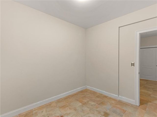 105 Whitestone Drive, Mcdonough, GA 30253