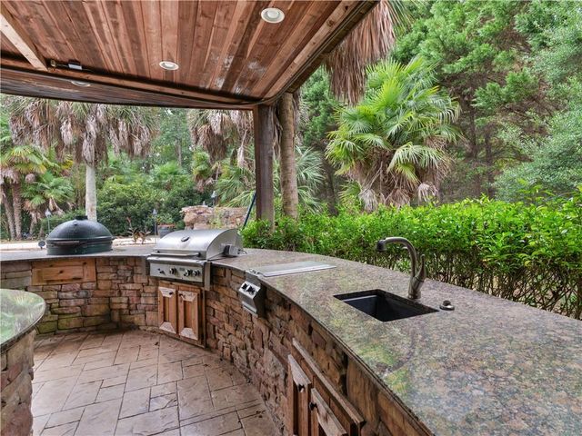 105 Whitestone Drive, Mcdonough, GA 30253