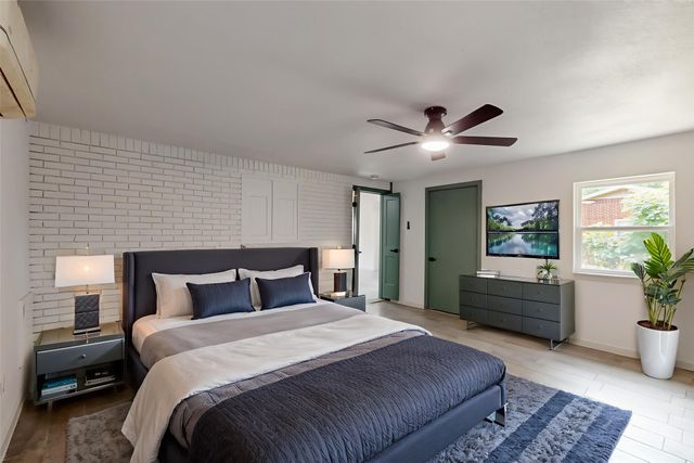409 Fleming Drive, Hurst, TX 76053