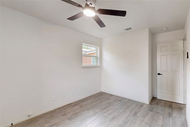 409 Fleming Drive, Hurst, TX 76053
