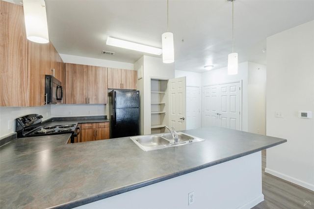 5605 Springdale RD 1-1-1104, Austin, TX 78723