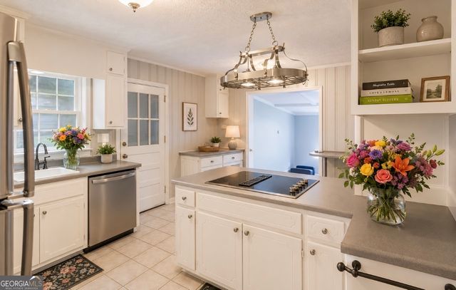 1834 Waverland Circle, Macon, GA 31211