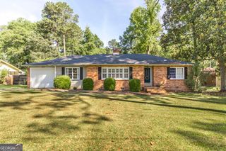 1834 Waverland Circle, Macon, GA 31211