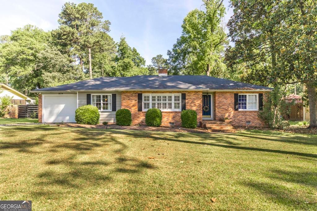 1834 Waverland Circle, Macon, GA 31211