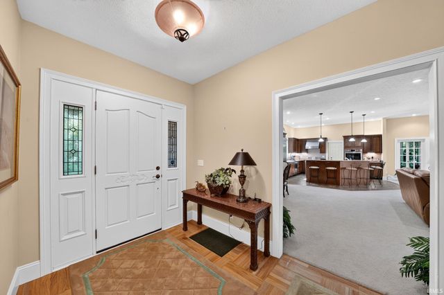 51640 Meadow Pond Drive, Granger, IN 46530