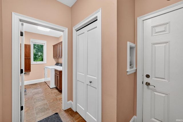 51640 Meadow Pond Drive, Granger, IN 46530