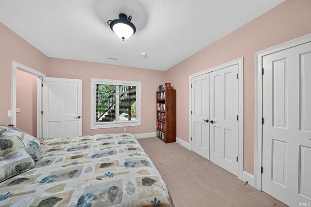 51640 Meadow Pond Drive, Granger, IN 46530