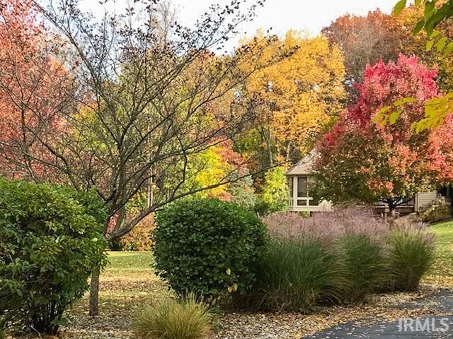 51640 Meadow Pond Drive, Granger, IN 46530