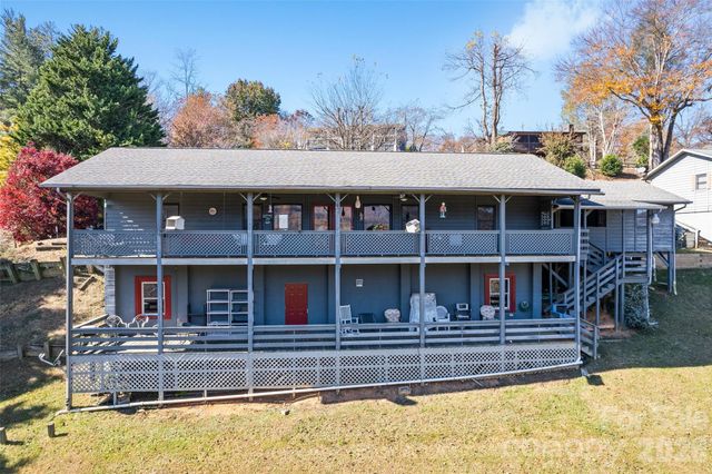 443 Cedarwood Drive, Waynesville, NC 28785