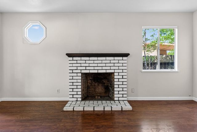 2011 Mangrum Ave, Sacramento, CA 95822