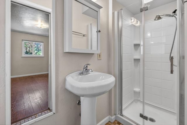 2011 Mangrum Ave, Sacramento, CA 95822