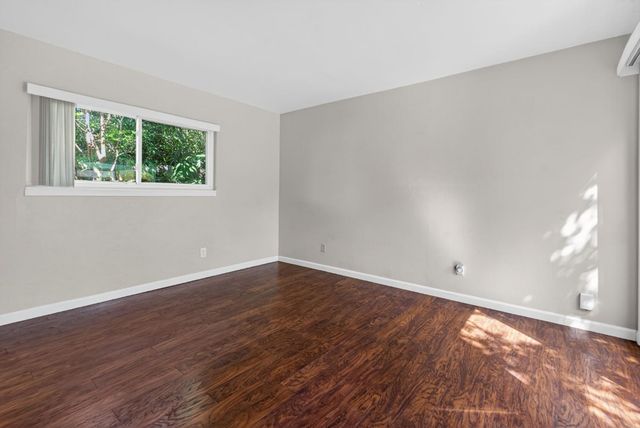 2011 Mangrum Ave, Sacramento, CA 95822