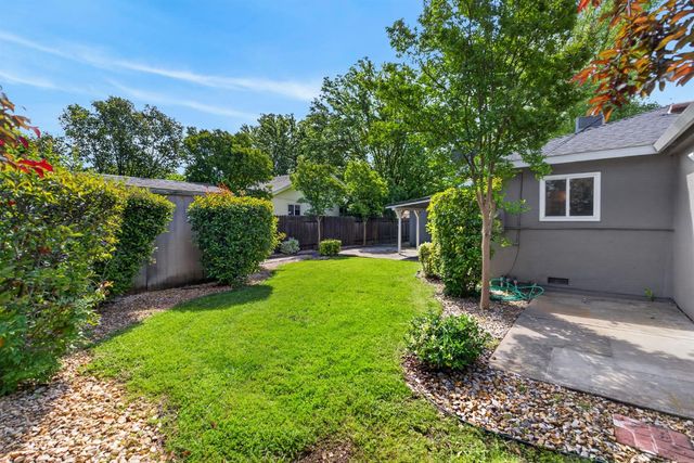 2011 Mangrum Ave, Sacramento, CA 95822