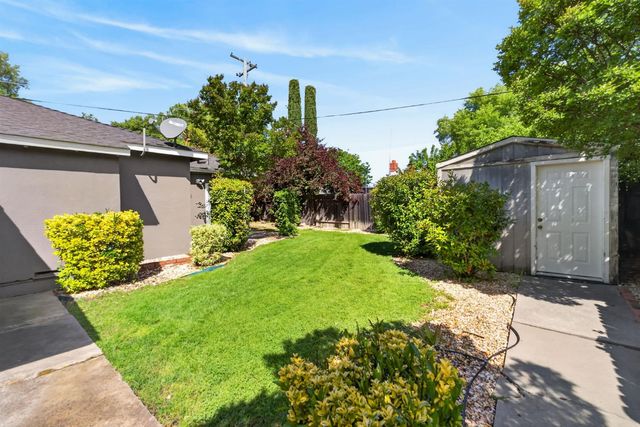 2011 Mangrum Ave, Sacramento, CA 95822