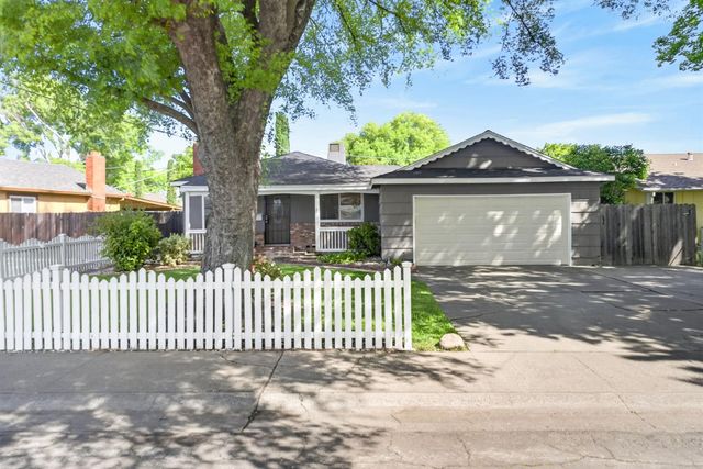 2011 Mangrum Ave, Sacramento, CA 95822