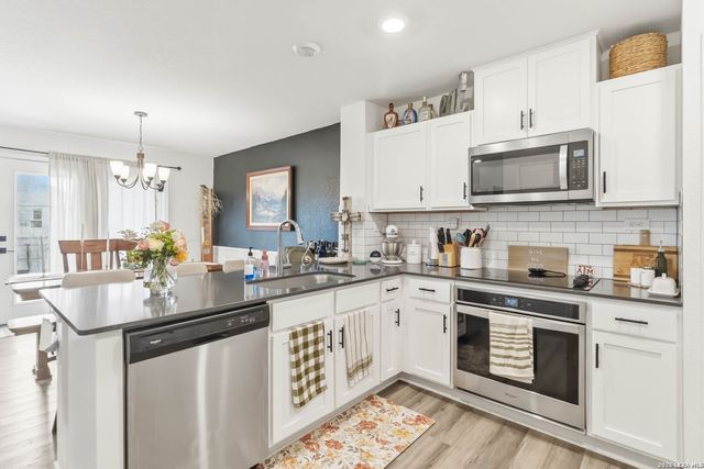 3914 Bentwood Way, New Braunfels, TX 78130