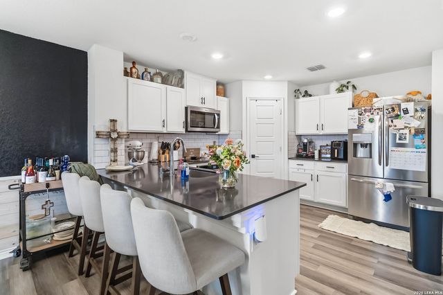 3914 Bentwood Way, New Braunfels, TX 78130