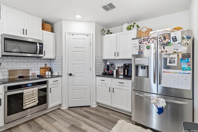 3914 Bentwood Way, New Braunfels, TX 78130