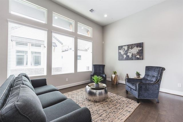 2149 Hoskins Drive, Houston, TX 77080