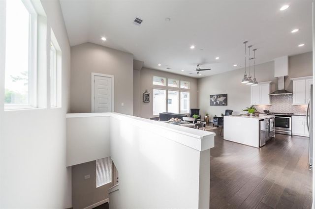 2149 Hoskins Drive, Houston, TX 77080