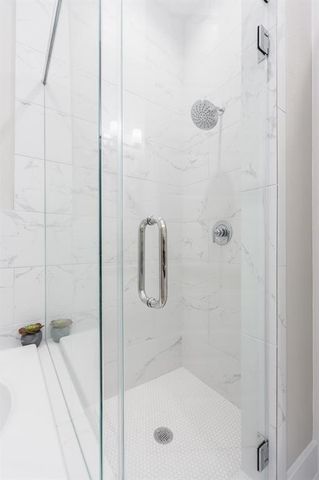 2149 Hoskins Drive, Houston, TX 77080