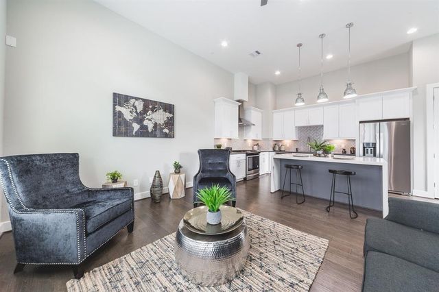 2149 Hoskins Drive, Houston, TX 77080