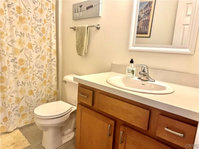 24 White Chapel Road, Lysander, NY 13027