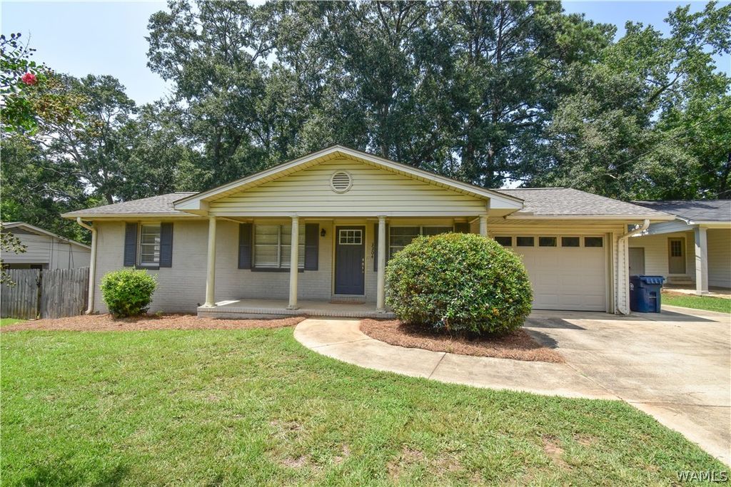 3304 28th, Northport, AL 35476