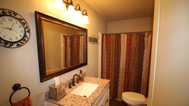 502 County Road 194, Ovalo, TX 79541